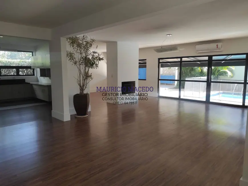Casa com 4 quartos para alugar, 400m2 em Alphaville Residencial Dois, Barueri - SP - imagem 1 Foto 1 de Casa com 4 quartos para alugar, 400m2 em Alphaville Residencial Dois, Barueri - SP