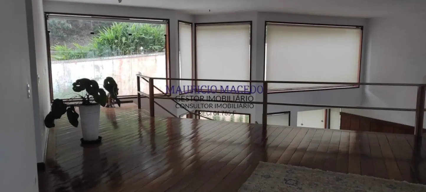 Casa com 4 quartos à venda e para alugar, 1500m2 em Barueri - SP - imagem 8 Foto 8 de Casa com 4 quartos à venda e para alugar, 1500m2 em Barueri - SP
