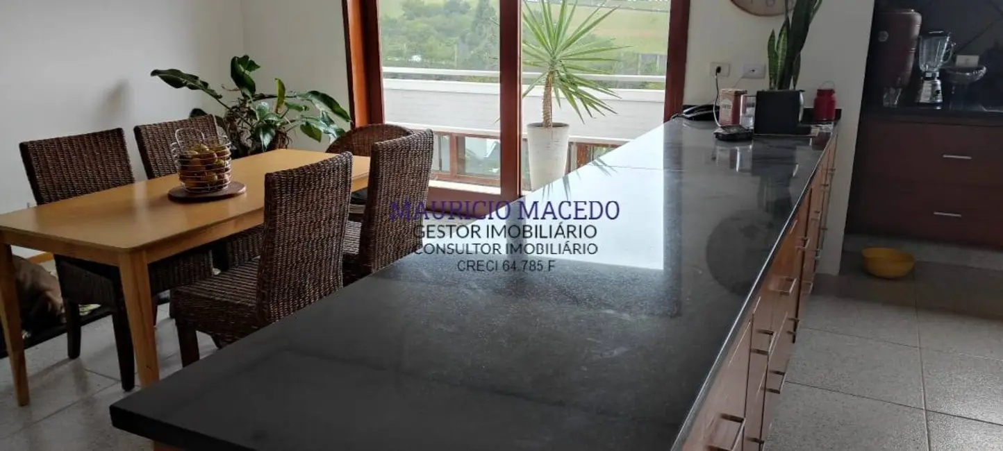 Casa com 4 quartos à venda e para alugar, 1500m2 em Barueri - SP - imagem 7 Foto 7 de Casa com 4 quartos à venda e para alugar, 1500m2 em Barueri - SP