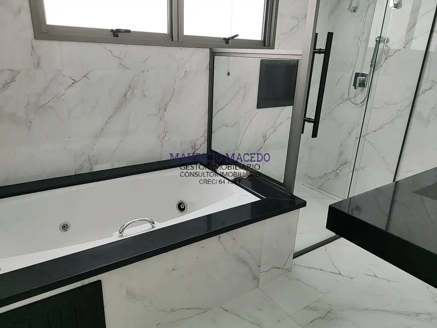 Foto 3 de Casa com 4 quartos à venda, 1992m2 em Residencial Tamboré, Barueri - SP