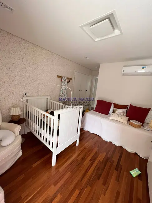 Foto 9 de Casa com 4 quartos à venda, 390m2 em Santana De Parnaiba - SP