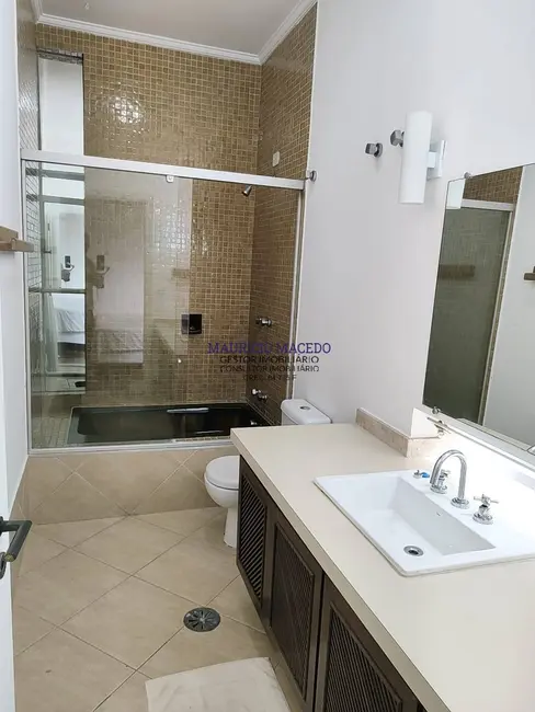 Casa com 4 quartos para alugar, 720m2 em Alphaville Residencial Dois, Barueri - SP - imagem 9 Foto 9 de Casa com 4 quartos para alugar, 720m2 em Alphaville Residencial Dois, Barueri - SP