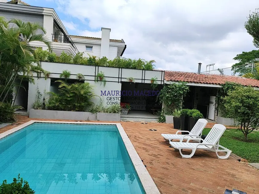 Casa com 4 quartos para alugar, 720m2 em Alphaville Residencial Dois, Barueri - SP - imagem 3 Foto 3 de Casa com 4 quartos para alugar, 720m2 em Alphaville Residencial Dois, Barueri - SP