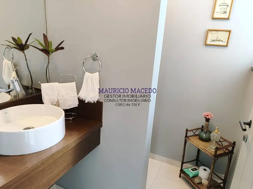 Casa com 4 quartos para alugar, 720m2 em Alphaville Residencial Dois, Barueri - SP - imagem 5 Foto 5 de Casa com 4 quartos para alugar, 720m2 em Alphaville Residencial Dois, Barueri - SP