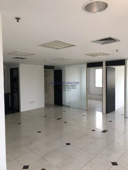 Foto 1 de Sala Comercial à venda, 106m2 em Barueri - SP