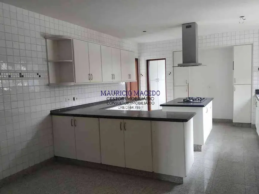 Casa com 4 quartos à venda, 871m2 em Alphaville, Santana De Parnaiba - SP - imagem 5 Foto 5 de Casa com 4 quartos à venda, 871m2 em Alphaville, Santana De Parnaiba - SP