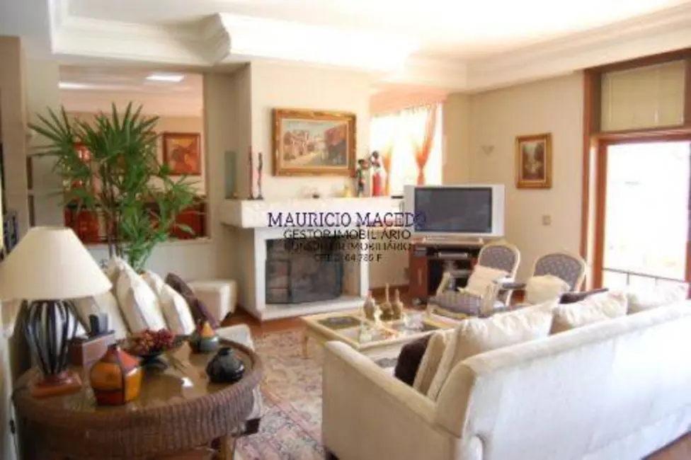 Casa com 5 quartos à venda, 1400m2 em Alphaville, Santana De Parnaiba - SP - imagem 5 Foto 5 de Casa com 5 quartos à venda, 1400m2 em Alphaville, Santana De Parnaiba - SP