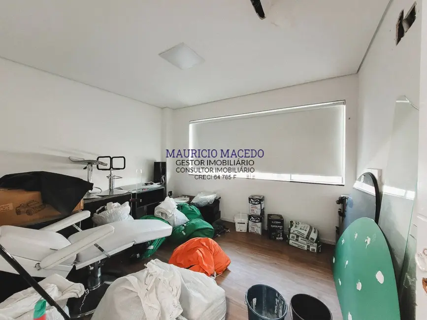 Loja à venda e para alugar, 255m2 em Alphaville Conde I, Barueri - SP - imagem 8 Foto 8 de Loja à venda e para alugar, 255m2 em Alphaville Conde I, Barueri - SP