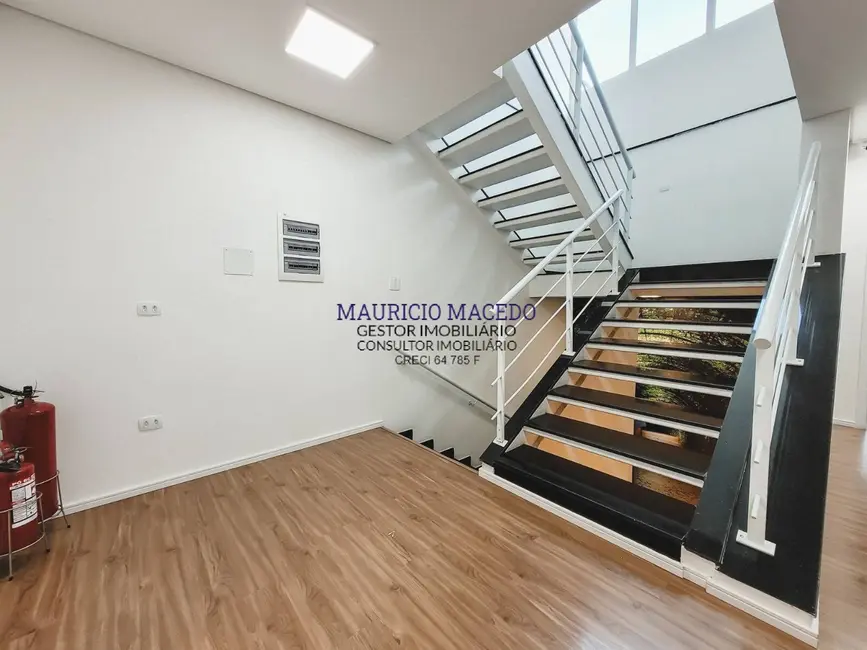 Loja à venda e para alugar, 255m2 em Alphaville Conde I, Barueri - SP - imagem 9 Foto 9 de Loja à venda e para alugar, 255m2 em Alphaville Conde I, Barueri - SP