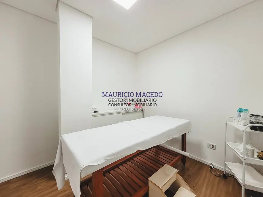 Loja à venda e para alugar, 255m2 em Alphaville Conde I, Barueri - SP - imagem 4 Foto 4 de Loja à venda e para alugar, 255m2 em Alphaville Conde I, Barueri - SP