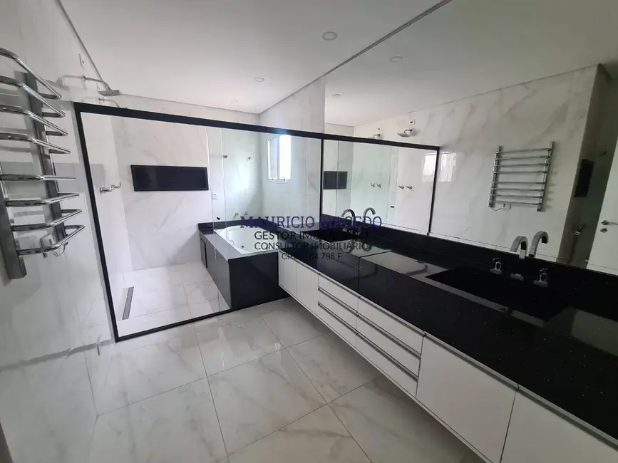 Foto 9 de Casa com 4 quartos à venda e para alugar, 500m2 em Alphaville Residencial Plus, Barueri - SP