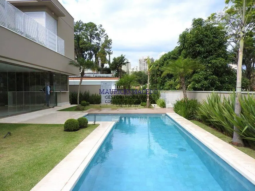 Foto 4 de Casa com 4 quartos à venda, 650m2 em Alphaville Residencial Um, Barueri - SP