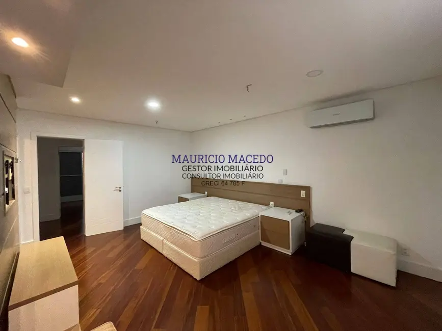 Foto 2 de Casa com 4 quartos para alugar, 365m2 em Tamboré, Santana De Parnaiba - SP