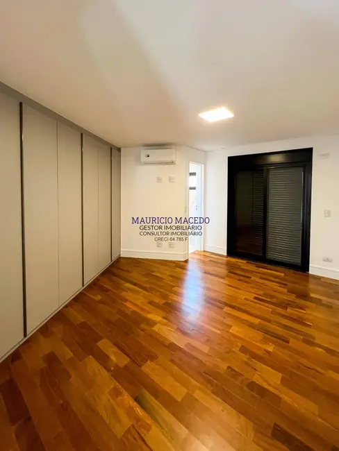 Foto 6 de Casa com 4 quartos à venda, 630m2 em Alphaville Residencial Um, Barueri - SP