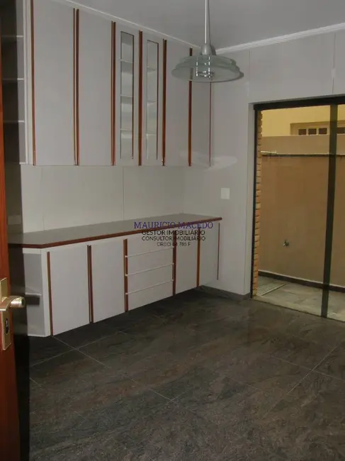 Foto 9 de Casa com 4 quartos para alugar, 416m2 em Barueri - SP