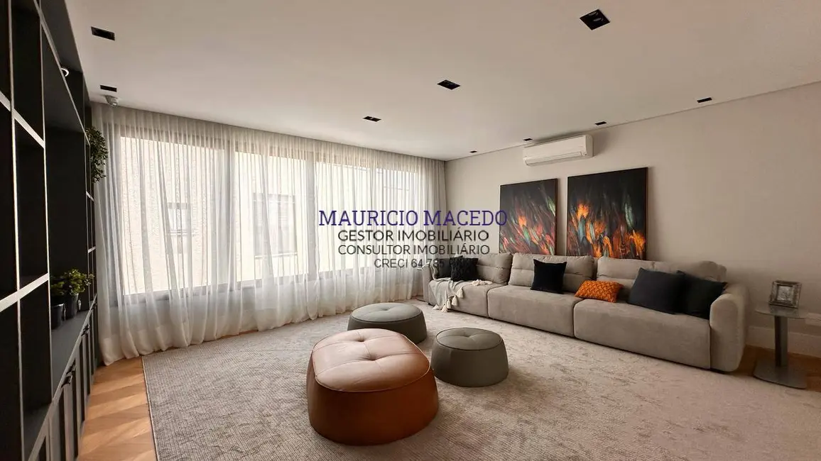 Casa com 4 quartos à venda, 730m2 em Alphaville, Santana De Parnaiba - SP - imagem 9 Foto 9 de Casa com 4 quartos à venda, 730m2 em Alphaville, Santana De Parnaiba - SP