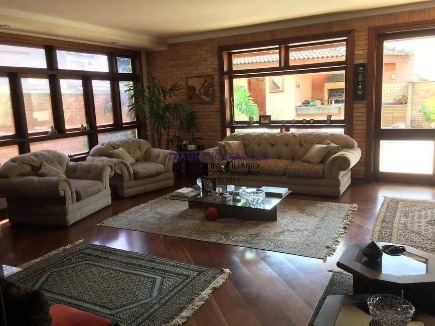 Casa com 5 quartos à venda, 480m2 em Alphaville, Santana De Parnaiba - SP - imagem 9 Foto 9 de Casa com 5 quartos à venda, 480m2 em Alphaville, Santana De Parnaiba - SP