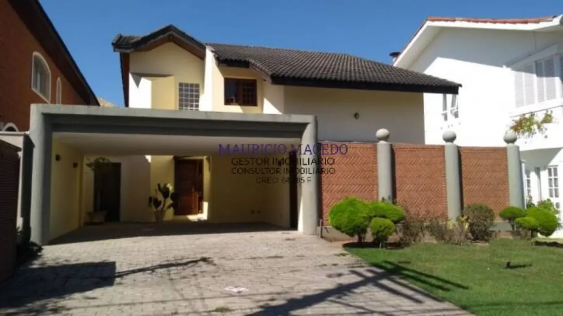 Casa com 3 quartos para alugar, 360m2 em Barueri - SP - imagem 1 Foto 1 de Casa com 3 quartos para alugar, 360m2 em Barueri - SP