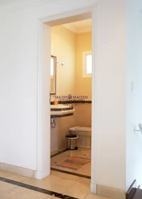 Casa com 6 quartos à venda e para alugar, 2500m2 em Barueri - SP - imagem 7 Foto 7 de Casa com 6 quartos à venda e para alugar, 2500m2 em Barueri - SP