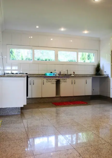 Casa com 6 quartos à venda e para alugar, 2500m2 em Barueri - SP - imagem 8 Foto 8 de Casa com 6 quartos à venda e para alugar, 2500m2 em Barueri - SP