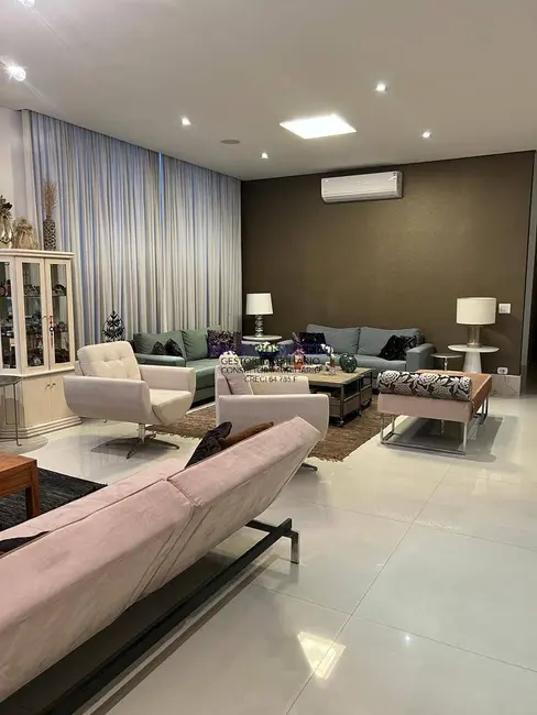 Foto 6 de Casa com 4 quartos para alugar, 650m2 em Cidade Tamboré, Santana De Parnaiba - SP