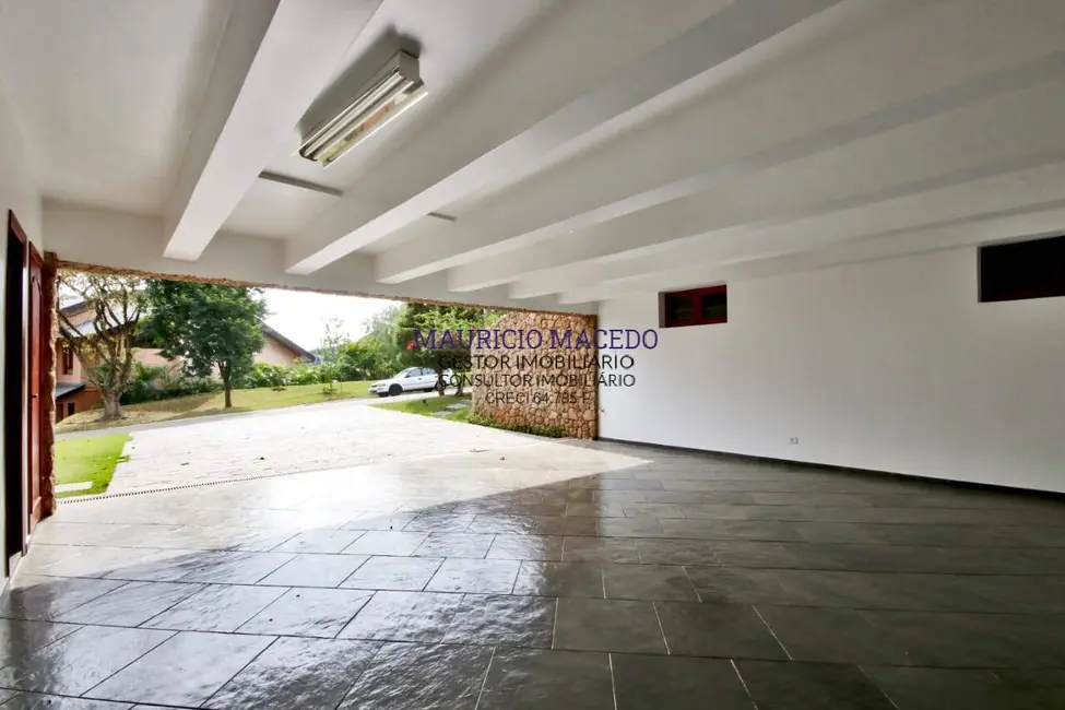 Casa com 4 quartos à venda e para alugar, 866m2 em Alphaville, Santana De Parnaiba - SP - imagem 7 Foto 7 de Casa com 4 quartos à venda e para alugar, 866m2 em Alphaville, Santana De Parnaiba - SP