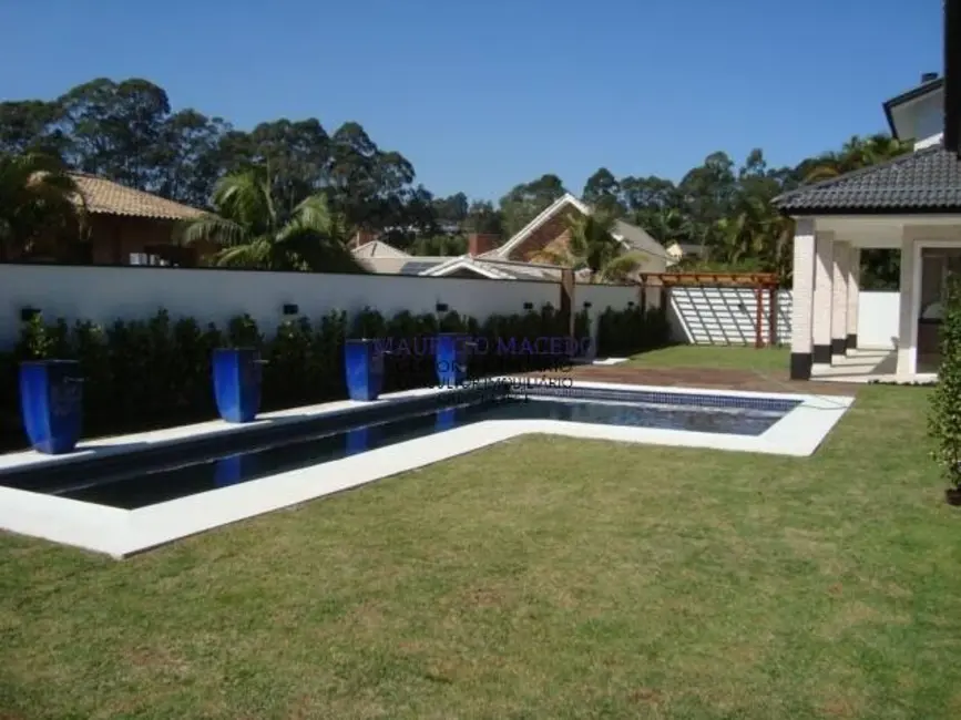 Foto 9 de Casa com 4 quartos para alugar, 1235m2 em Barueri - SP