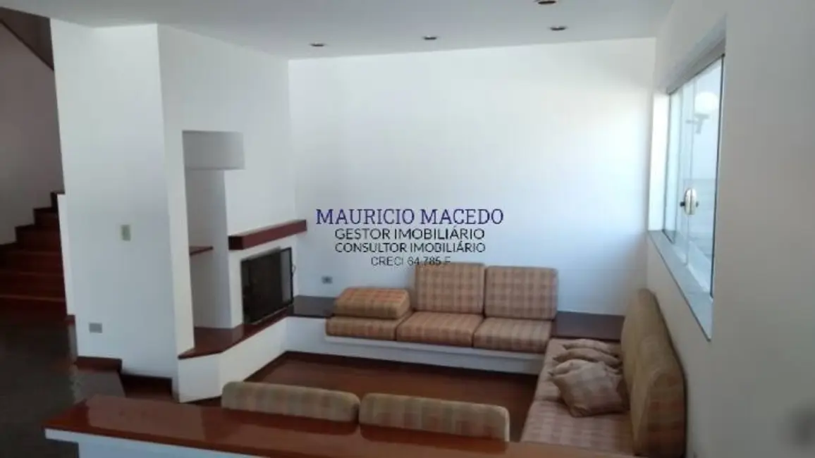 Foto 4 de Casa com 4 quartos para alugar, 764m2 em Barueri - SP