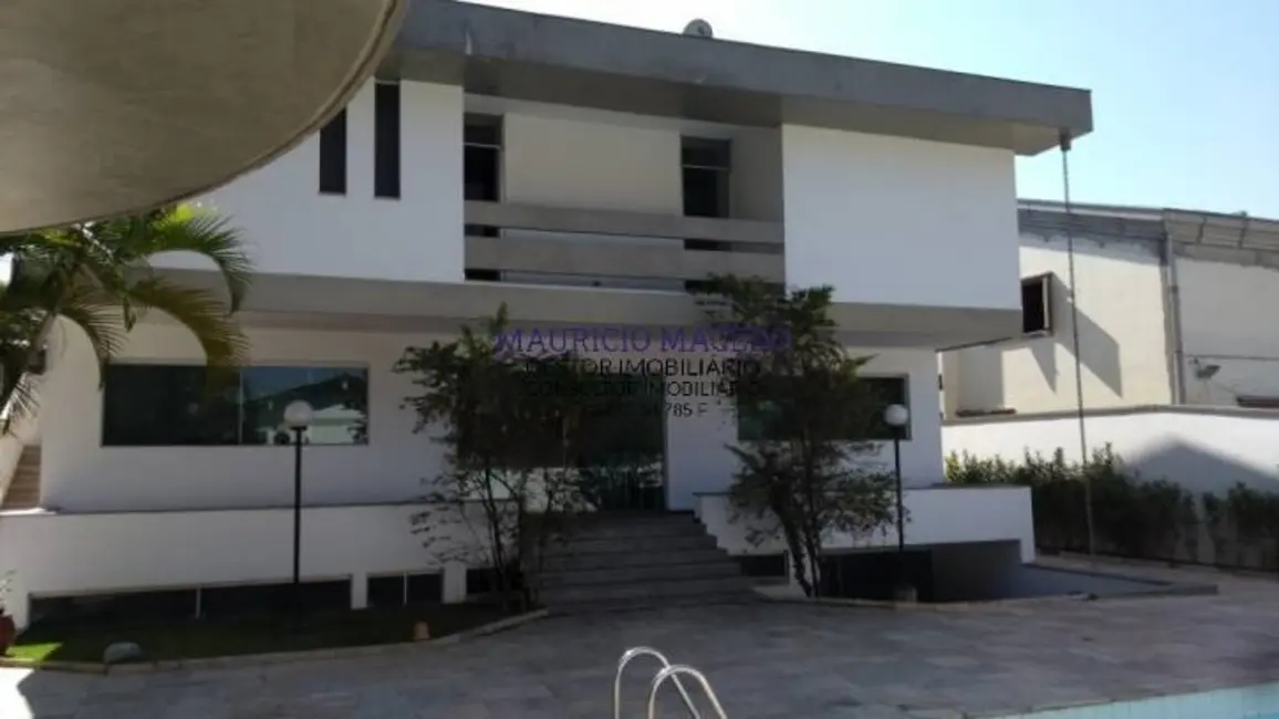 Foto 1 de Casa com 4 quartos para alugar, 764m2 em Barueri - SP