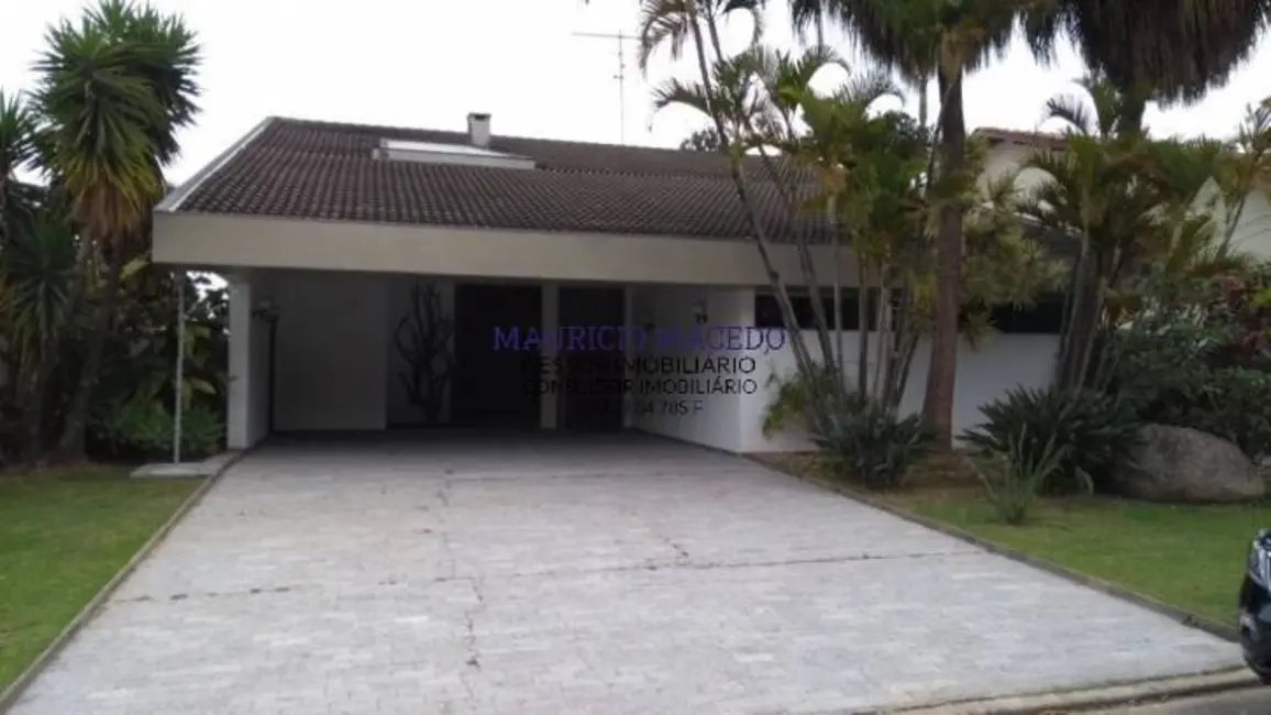 Foto 3 de Casa com 4 quartos para alugar, 764m2 em Barueri - SP