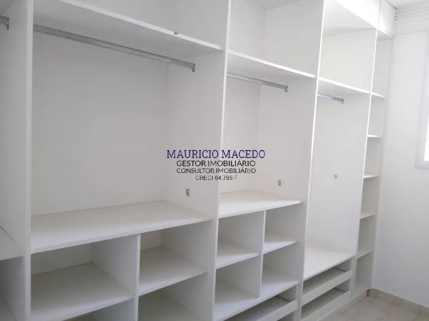 Casa com 4 quartos para alugar, 715m2 em Barueri - SP - imagem 6 Foto 6 de Casa com 4 quartos para alugar, 715m2 em Barueri - SP