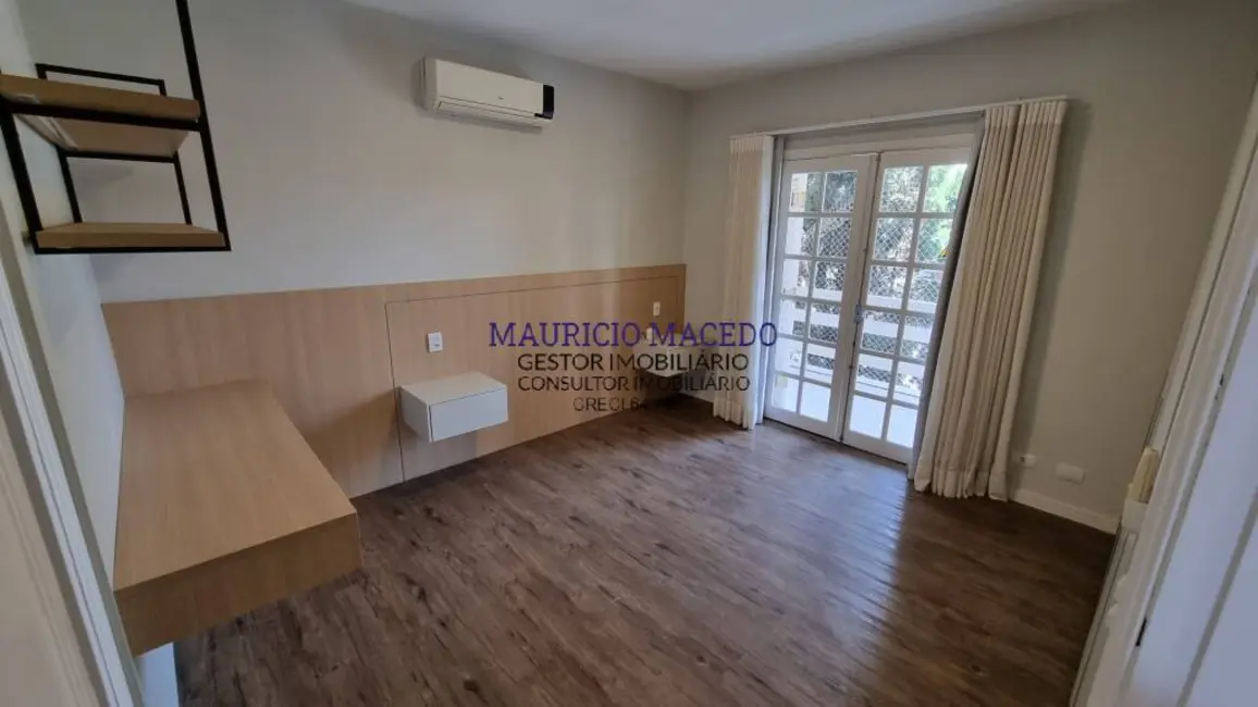 Casa com 4 quartos para alugar, 360m2 em Alphaville, Santana De Parnaiba - SP - imagem 4 Foto 4 de Casa com 4 quartos para alugar, 360m2 em Alphaville, Santana De Parnaiba - SP