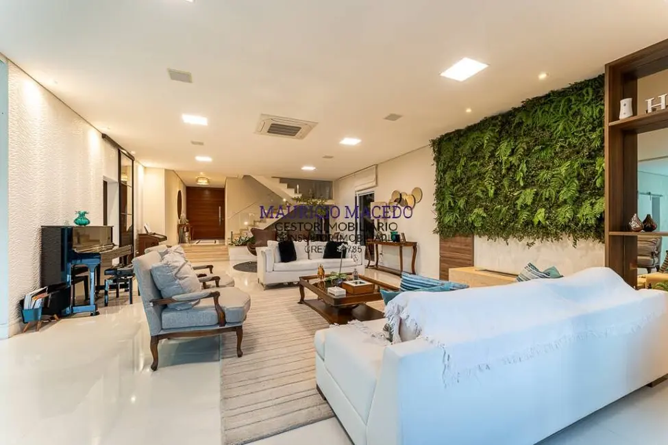 Casa à venda e para alugar em Tamboré, Santana De Parnaiba - SP - imagem 5 Foto 5 de Casa à venda e para alugar em Tamboré, Santana De Parnaiba - SP