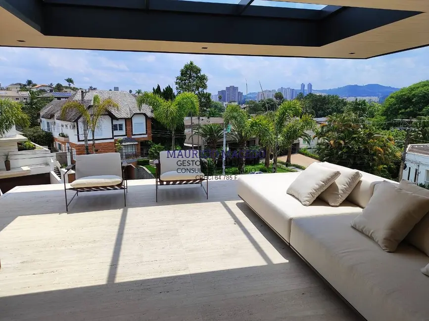 Foto 3 de Casa com 5 quartos à venda, 880m2 em Alphaville Residencial Dois, Barueri - SP