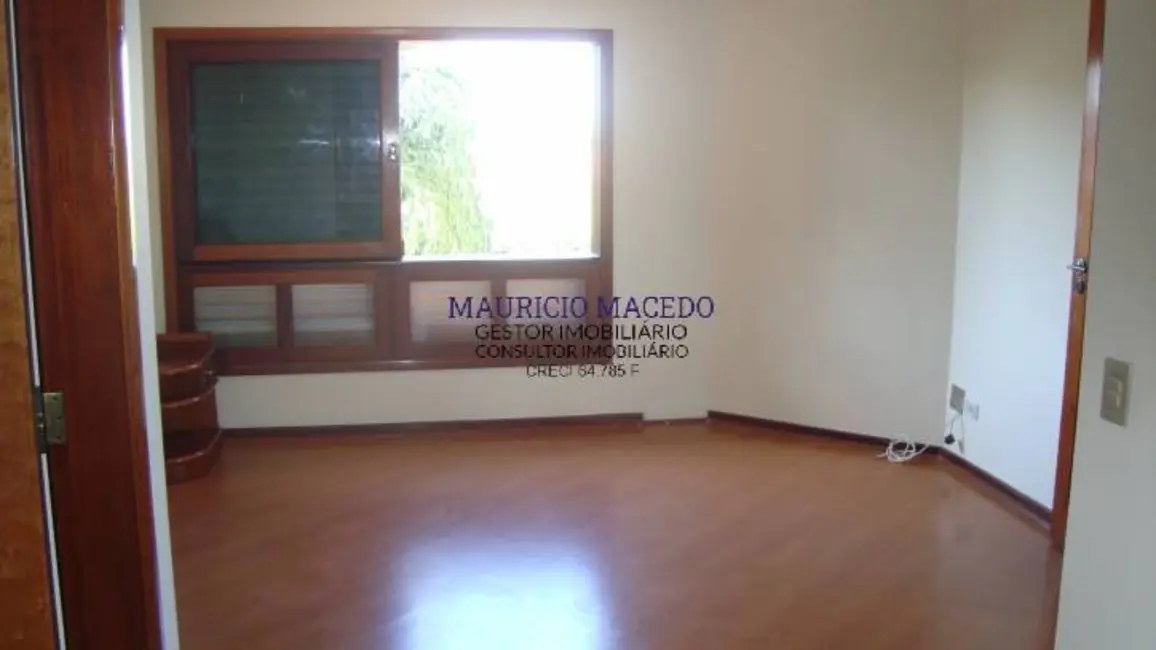 Casa com 4 quartos à venda e para alugar, 450m2 em Alphaville, Santana De Parnaiba - SP - imagem 9 Foto 9 de Casa com 4 quartos à venda e para alugar, 450m2 em Alphaville, Santana De Parnaiba - SP