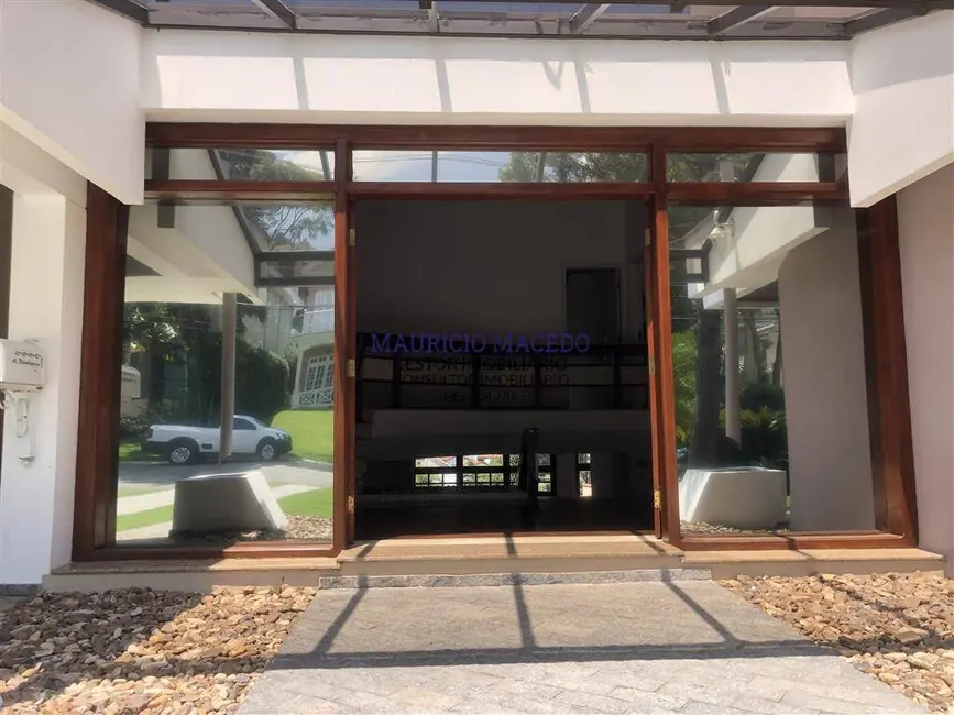 Foto 5 de Casa com 4 quartos para alugar, 950m2 em Barueri - SP