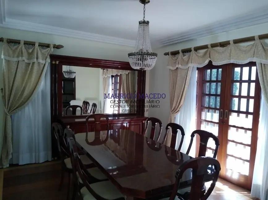 Foto 9 de Casa com 4 quartos para alugar, 360m2 em Santana De Parnaiba - SP