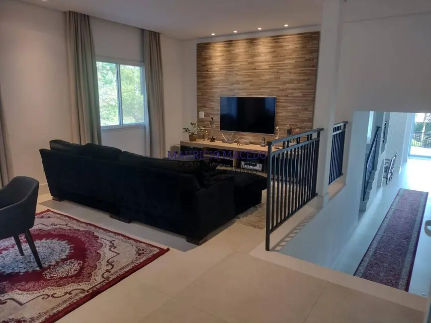 Casa com 3 quartos à venda, 698m2 em Alphaville, Santana De Parnaiba - SP - imagem 6 Foto 6 de Casa com 3 quartos à venda, 698m2 em Alphaville, Santana De Parnaiba - SP