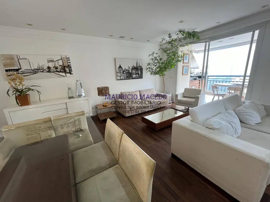 Casa com 3 quartos à venda, 698m2 em Alphaville, Santana De Parnaiba - SP - imagem 3 Foto 3 de Casa com 3 quartos à venda, 698m2 em Alphaville, Santana De Parnaiba - SP