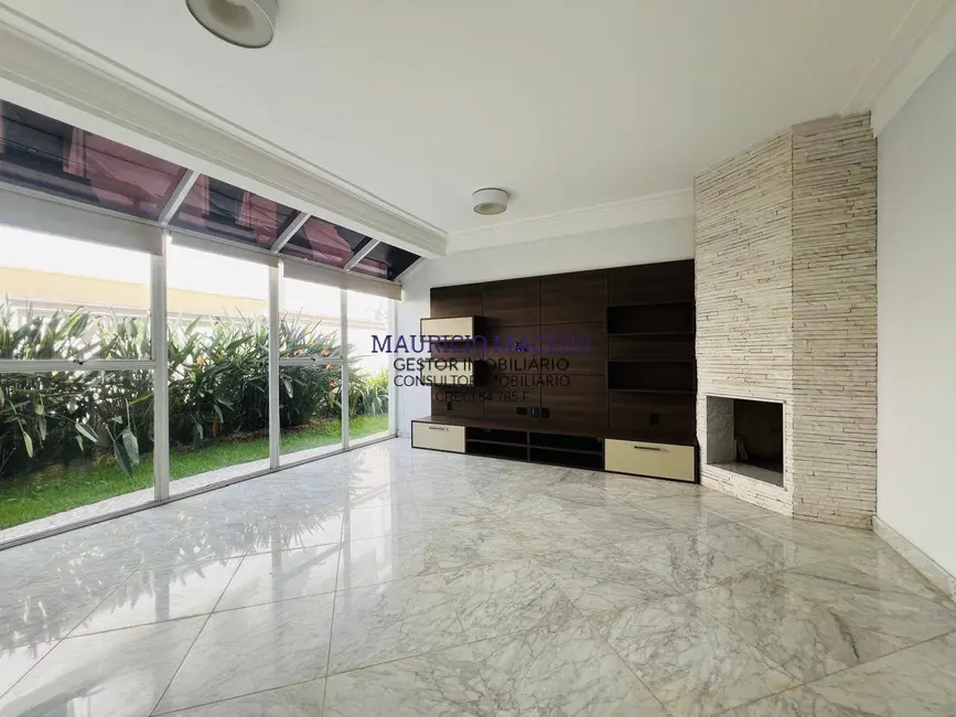 Casa à venda e para alugar em Tamboré, Santana De Parnaiba - SP - imagem 3 Foto 3 de Casa à venda e para alugar em Tamboré, Santana De Parnaiba - SP