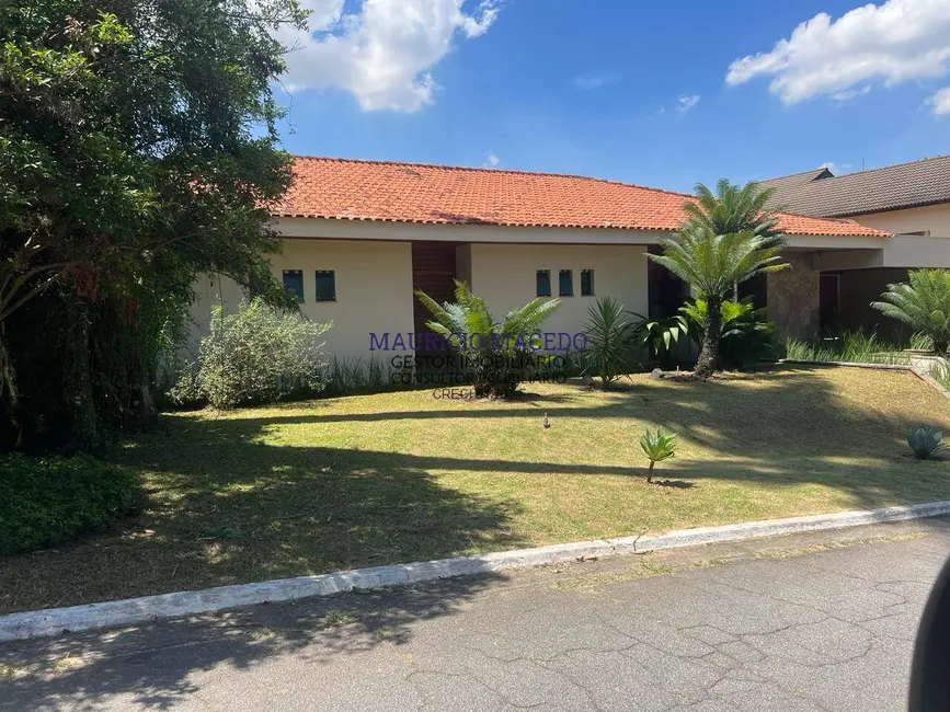Foto 2 de Casa com 4 quartos à venda e para alugar, 900m2 em Alphaville, Santana De Parnaiba - SP