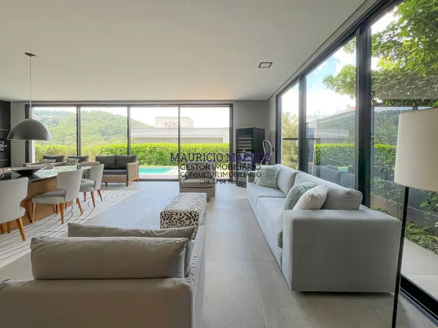 Casa com 4 quartos à venda, 450m2 em Tamboré, Santana De Parnaiba - SP - imagem 7 Foto 7 de Casa com 4 quartos à venda, 450m2 em Tamboré, Santana De Parnaiba - SP