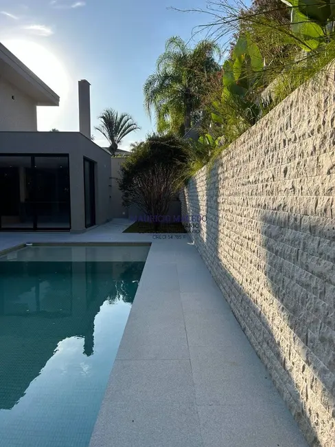 Casa com 4 quartos à venda, 753m2 em Alphaville, Santana De Parnaiba - SP - imagem 9 Foto 9 de Casa com 4 quartos à venda, 753m2 em Alphaville, Santana De Parnaiba - SP
