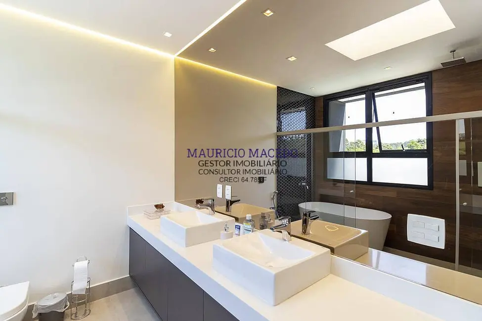 Casa com 4 quartos à venda, 525m2 em Santana De Parnaiba - SP - imagem 4 Foto 4 de Casa com 4 quartos à venda, 525m2 em Santana De Parnaiba - SP