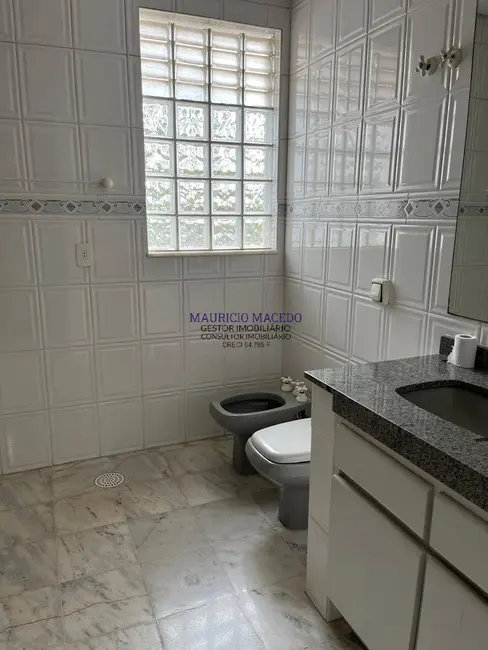 Casa com 4 quartos à venda e para alugar, 850m2 em Alphaville Residencial Dois, Barueri - SP - imagem 4 Foto 4 de Casa com 4 quartos à venda e para alugar, 850m2 em Alphaville Residencial Dois, Barueri - SP