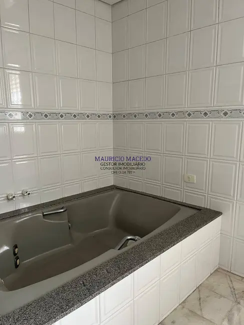Casa com 4 quartos à venda e para alugar, 850m2 em Alphaville Residencial Dois, Barueri - SP - imagem 5 Foto 5 de Casa com 4 quartos à venda e para alugar, 850m2 em Alphaville Residencial Dois, Barueri - SP