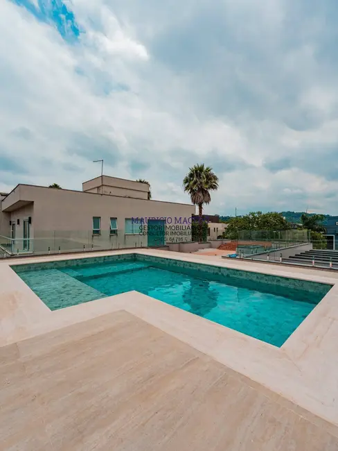 Casa com 6 quartos à venda, 1260m2 em Alphaville, Santana De Parnaiba - SP - imagem 5 Foto 5 de Casa com 6 quartos à venda, 1260m2 em Alphaville, Santana De Parnaiba - SP