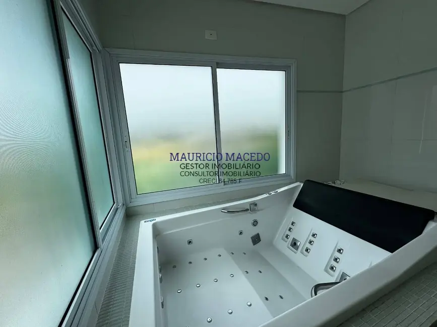 Casa com 4 quartos para alugar, 480m2 em Cidade Tamboré, Santana De Parnaiba - SP - imagem 5 Foto 5 de Casa com 4 quartos para alugar, 480m2 em Cidade Tamboré, Santana De Parnaiba - SP