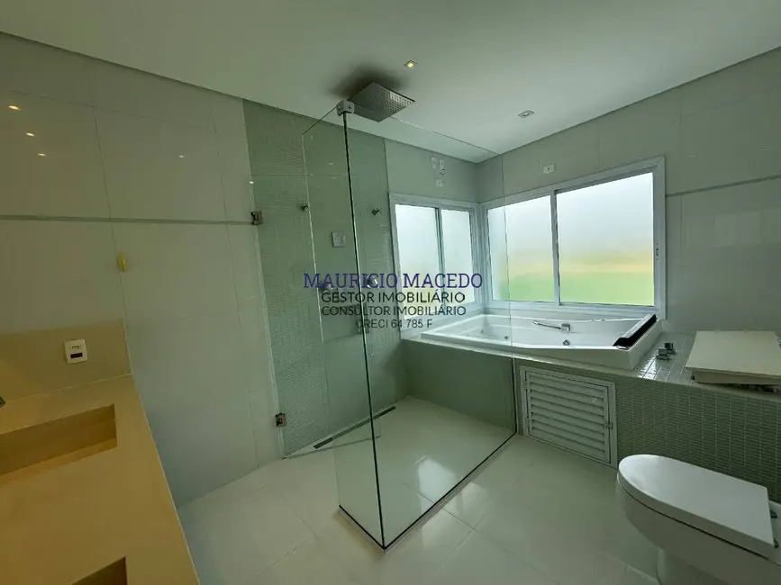 Casa com 4 quartos para alugar, 480m2 em Cidade Tamboré, Santana De Parnaiba - SP - imagem 7 Foto 7 de Casa com 4 quartos para alugar, 480m2 em Cidade Tamboré, Santana De Parnaiba - SP