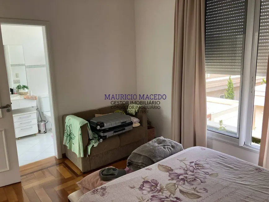 Casa com 4 quartos à venda e para alugar, 460m2 em Alphaville, Santana De Parnaiba - SP - imagem 5 Foto 5 de Casa com 4 quartos à venda e para alugar, 460m2 em Alphaville, Santana De Parnaiba - SP